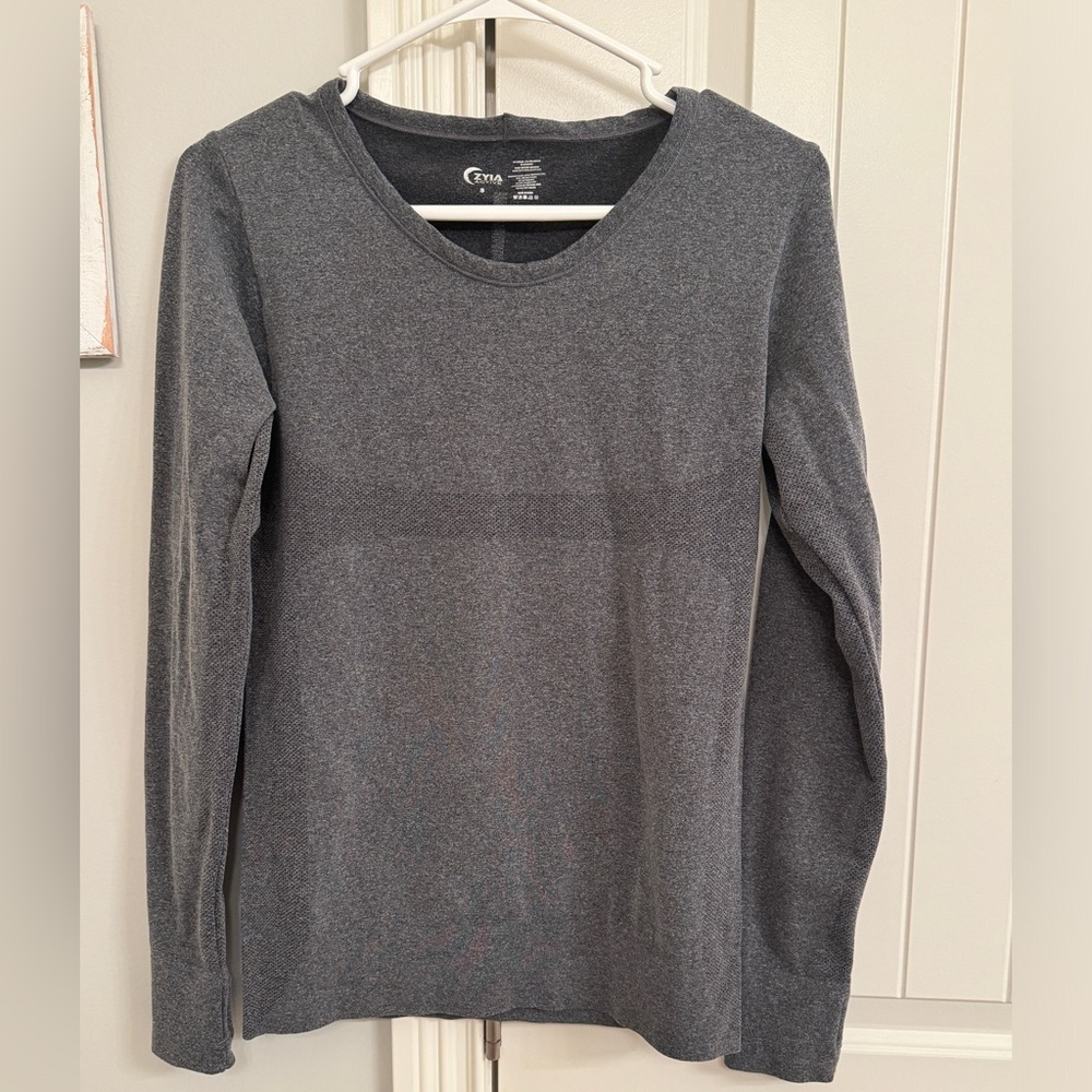 ZYIA Gray Women's Long Sleeve Top Shirt